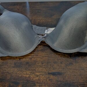 grey Tshirt Bra